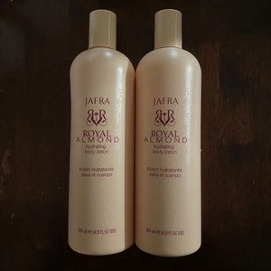 JAFRA Royal Almond Hydrating Body Lotion Bundle
